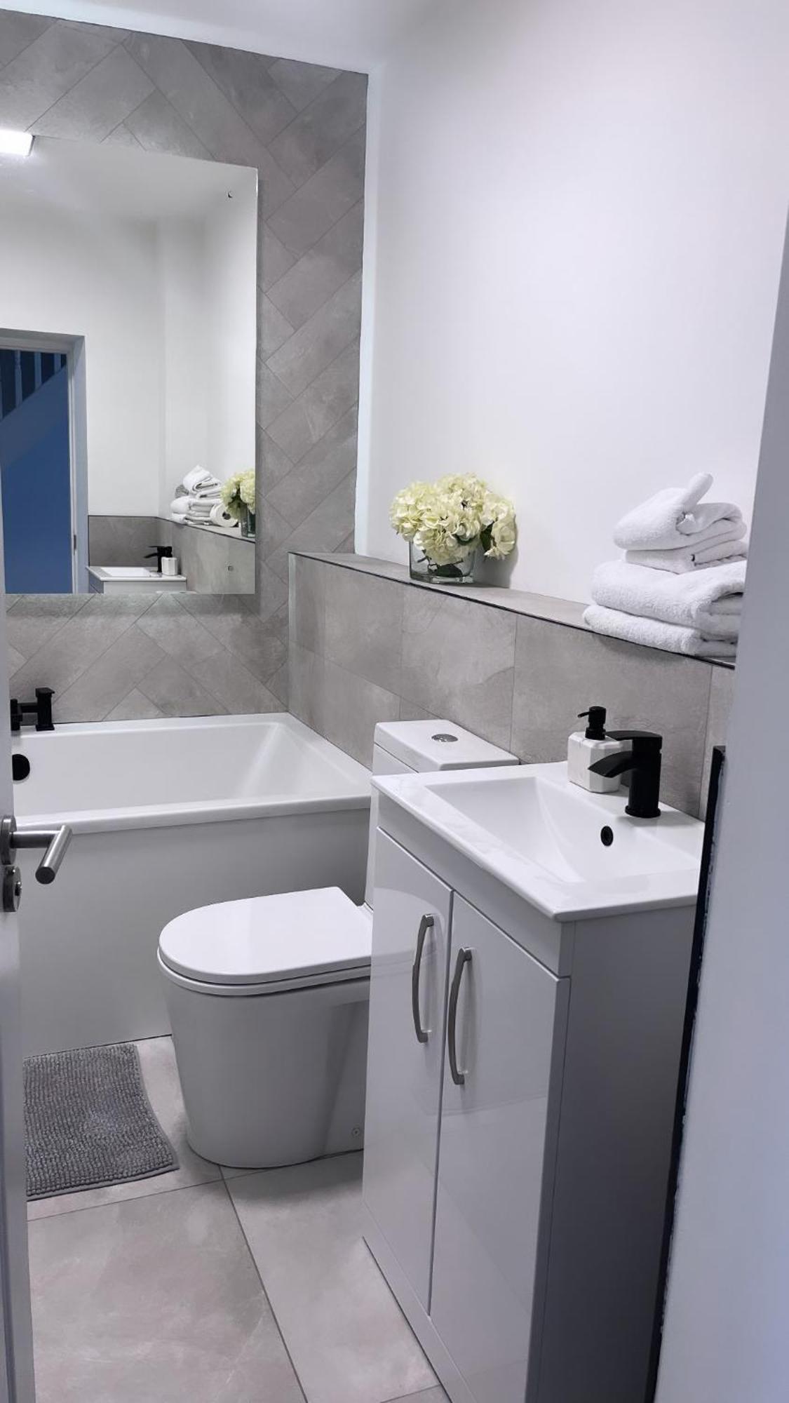 3 Bedroom House Near City Centre Glasgow Sleeps 7 المظهر الخارجي الصورة